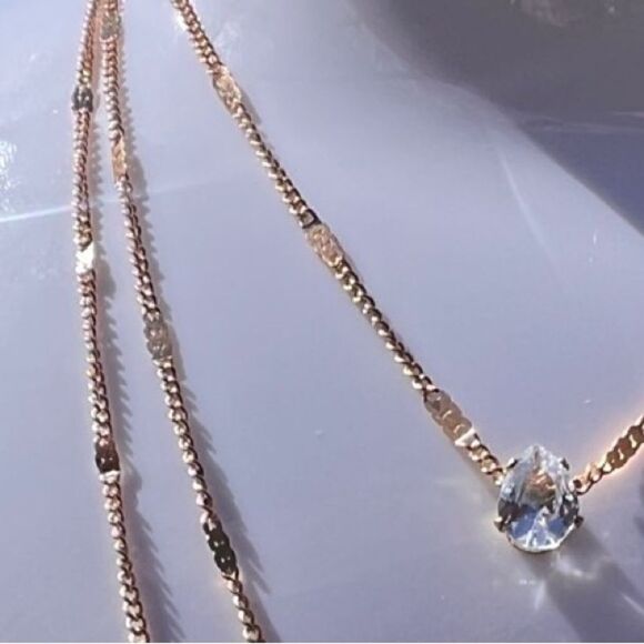 Jewelry set necklace and stud earrings layered rhinestones gold tone - Picture 3 of 9